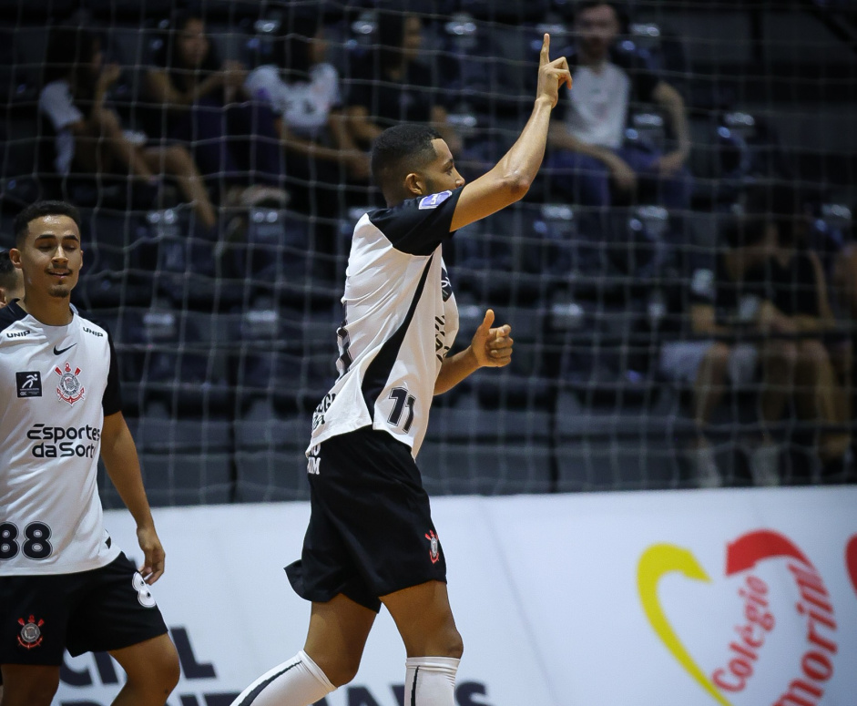 Artilharia do Corinthians muda após empate com o Pato na lNF