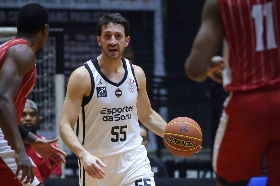 Basquete do Corinthians: Elinho exalta reunião interna sobre apostas
