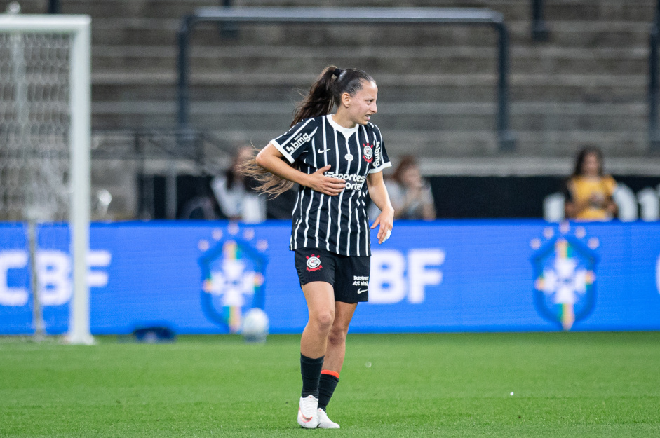 Belén Aquino no Corinthians exalta Neo Química Arena após classificação