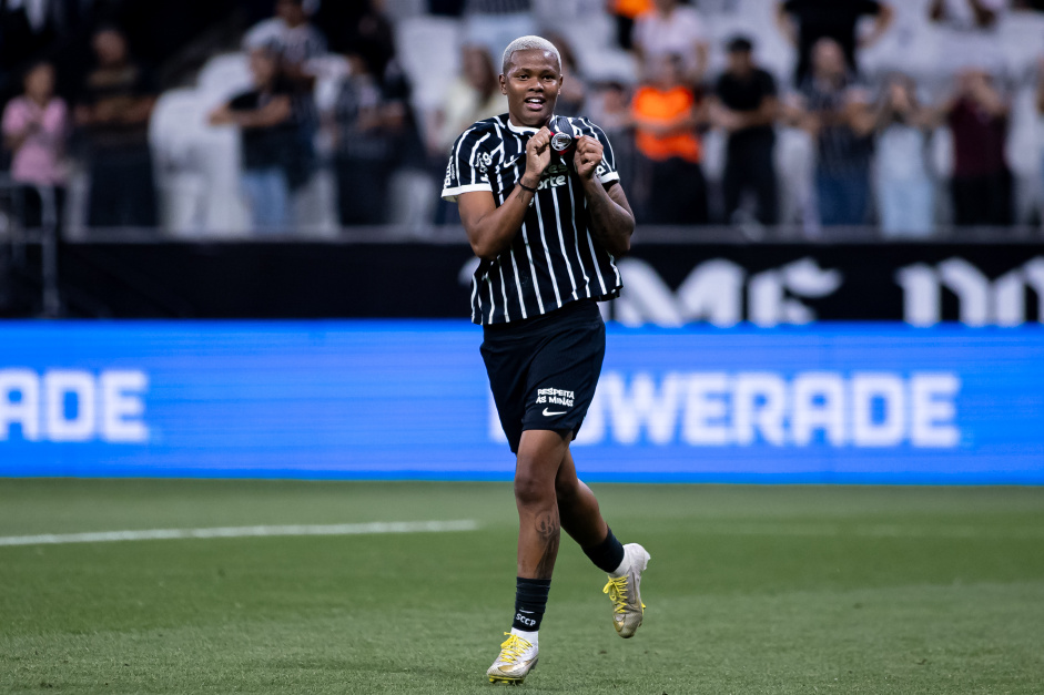Corinthians: Brabas vão à final, Neymar critica arbitragem e zagueiro se lesiona