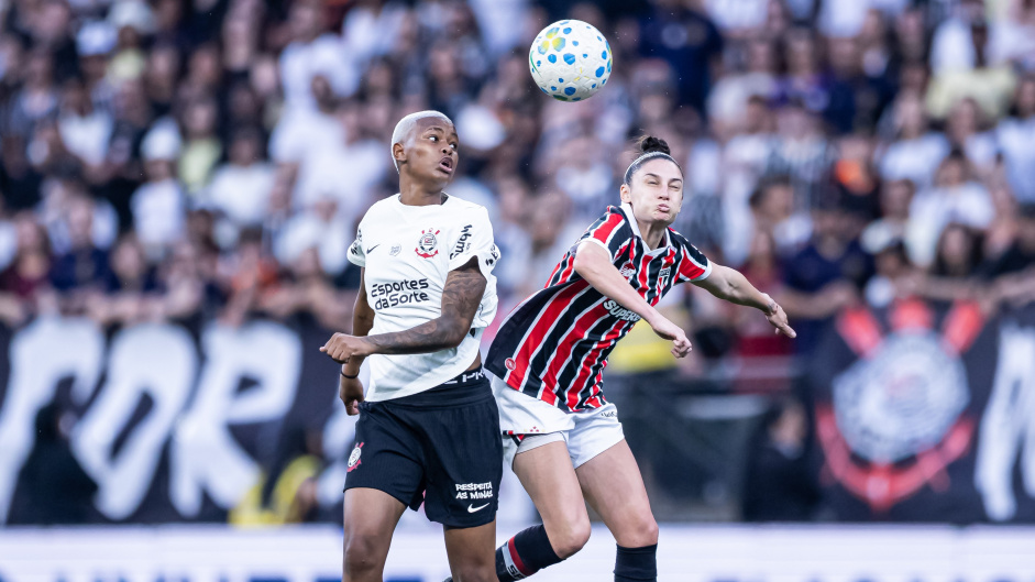 Corinthians Feminino busca virada após derrota na final do Brasileirão