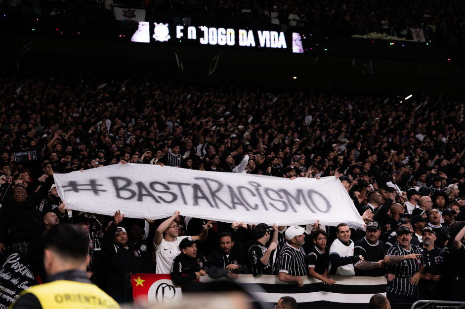 Corinthians na Libertadores atinge segundo maior público do ano na Arena