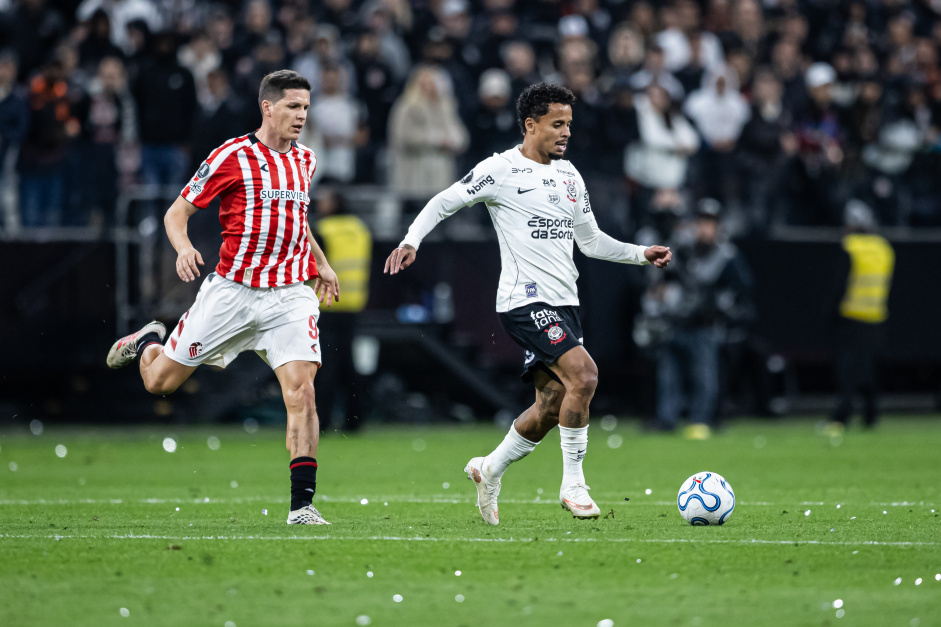 Corinthians perde pênalti no fim e é eliminado da Libertadores