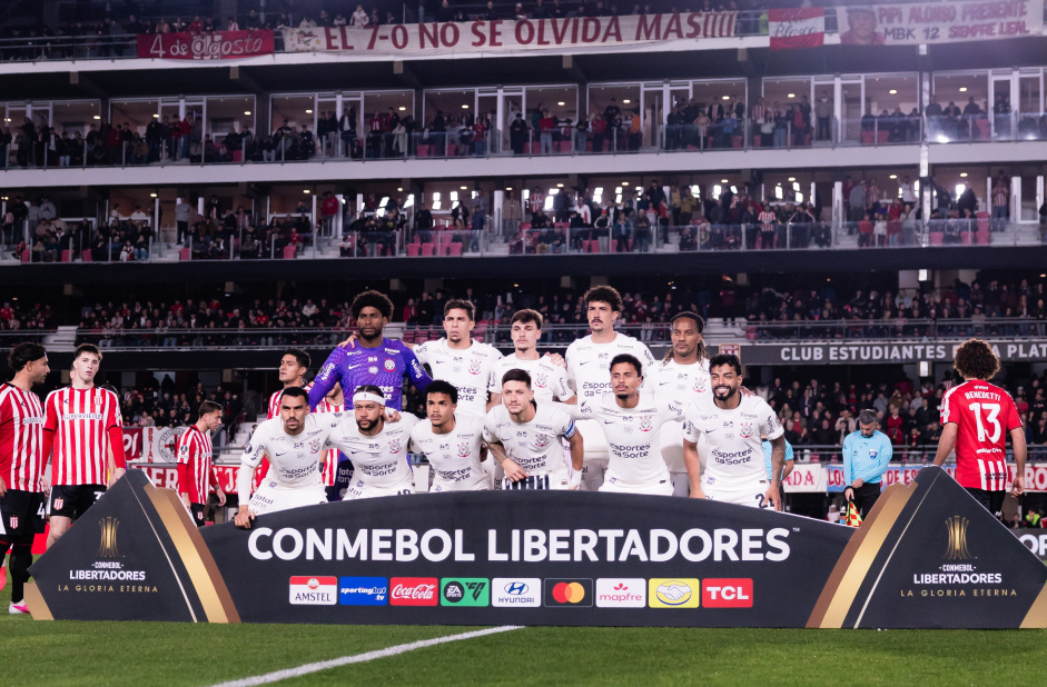 Corinthians quita salários atrasados antes de decisão na Libertadores