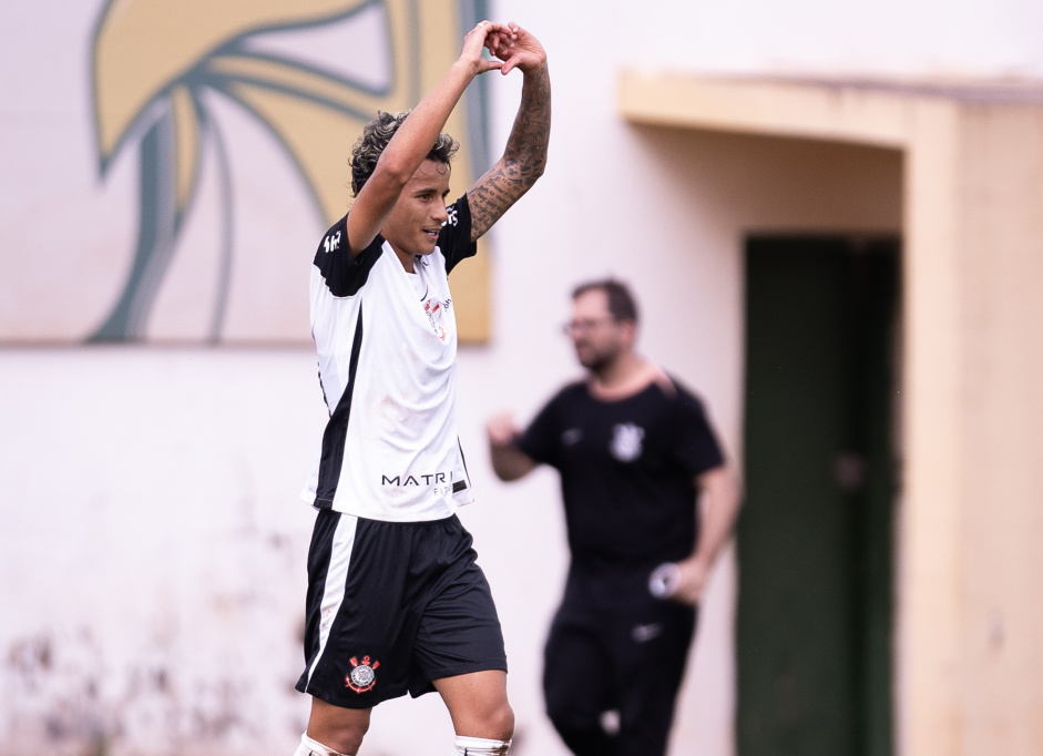 Corinthians Sub-20 busca vaga nas oitavas contra o XV de Jaú
