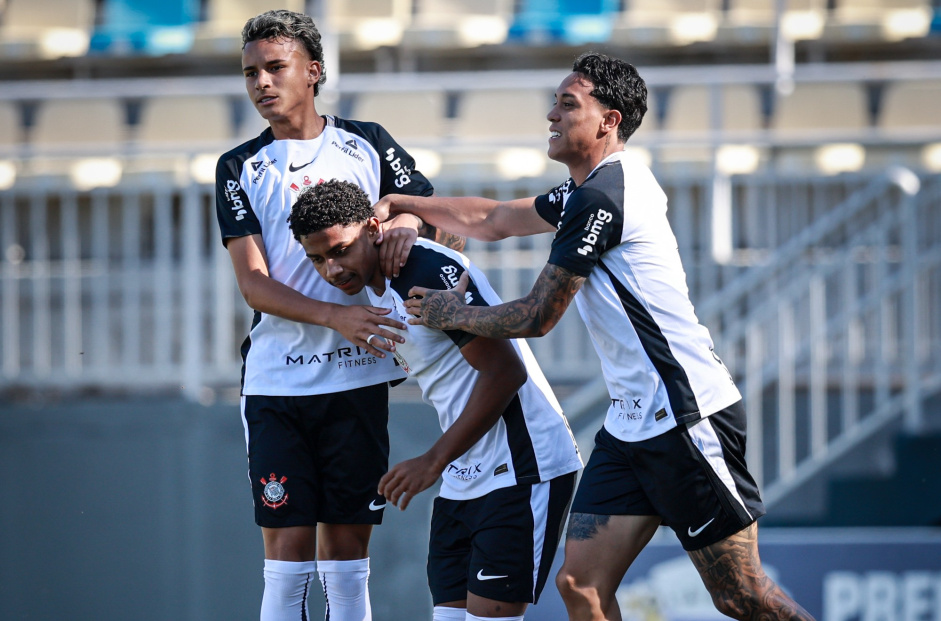 Corinthians Sub-20 estreia no mata-mata contra o XV de Jaú