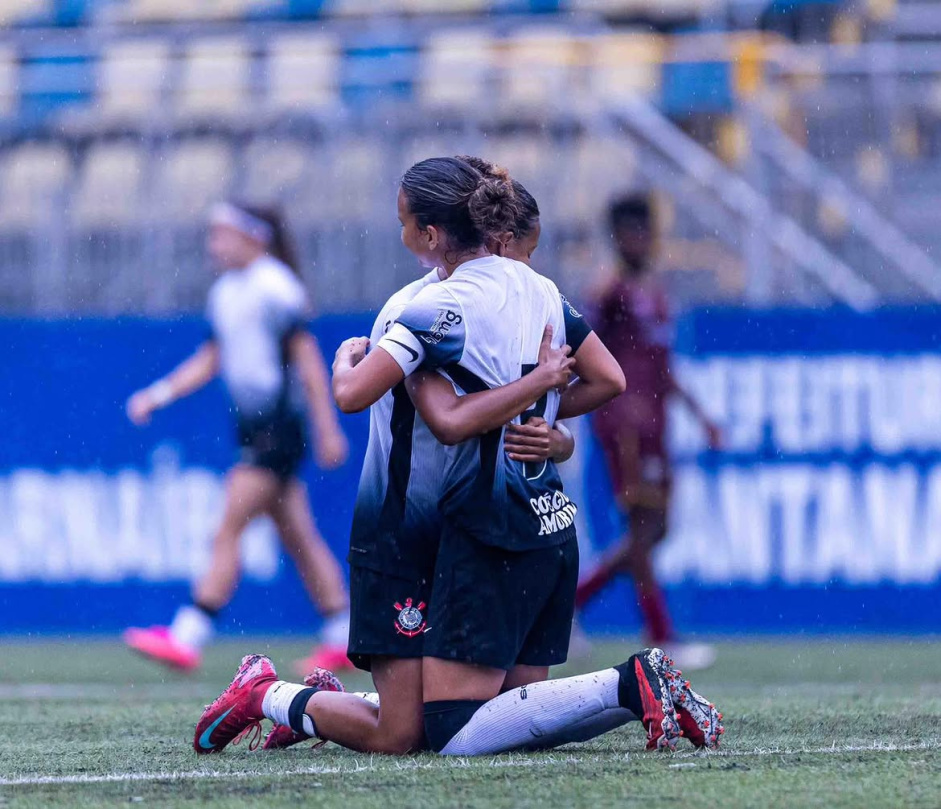 Corinthians vence o Sfera e abre vantagem no Paulista Feminino Sub-17