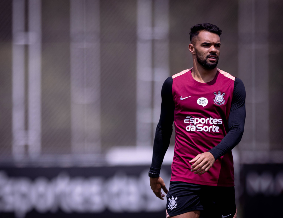 Fernando Diniz intensifica treinos do Corinthians na Data Fifa