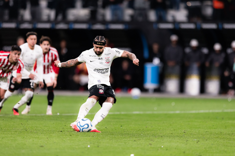 Fiel detona Memphis e distribui notas terríveis após queda do Corinthians