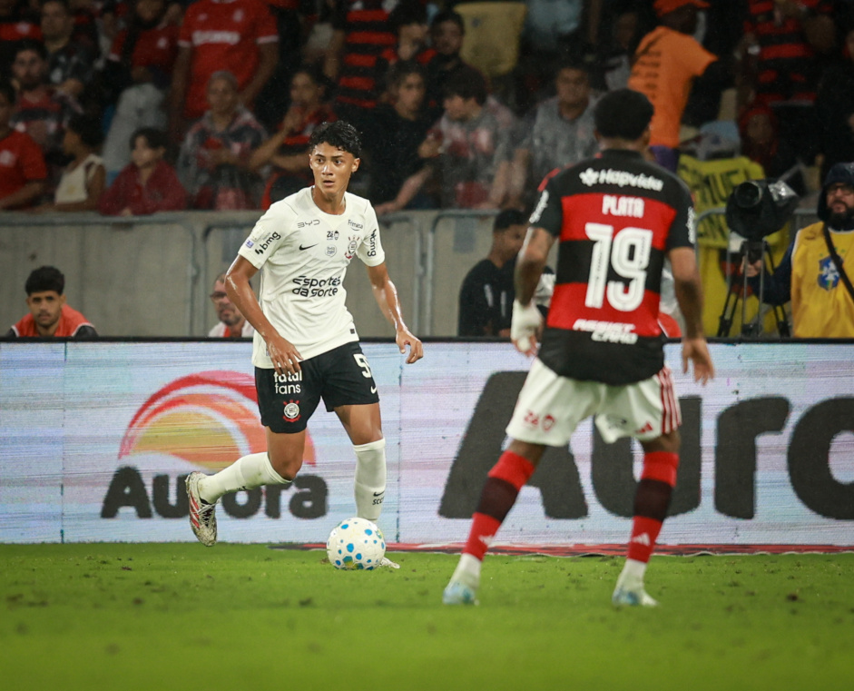 Iago Machado estreia no Corinthians e revela aviso de Diniz antes do jogo