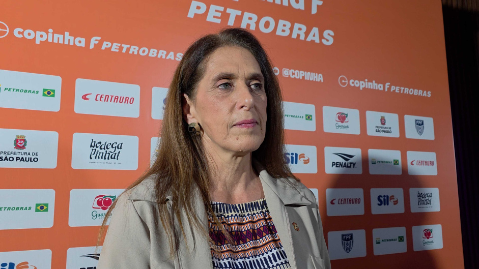 Íris Sesso no Corinthians explica condições para renovar com as Brabas
