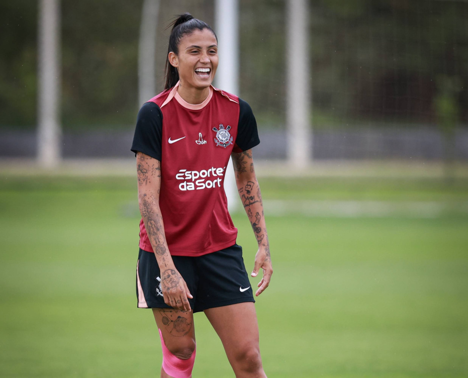 Jaqueline, do Corinthians, é punida pelo STJD antes da final