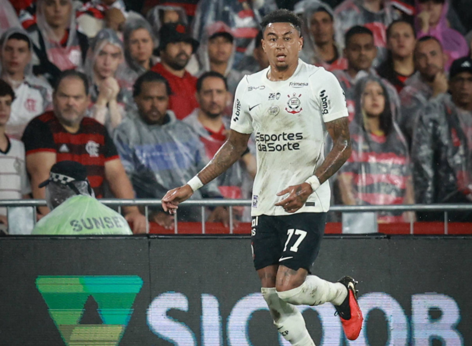 Jesse Lingard busca espaço no Corinthians na reta final do contrato