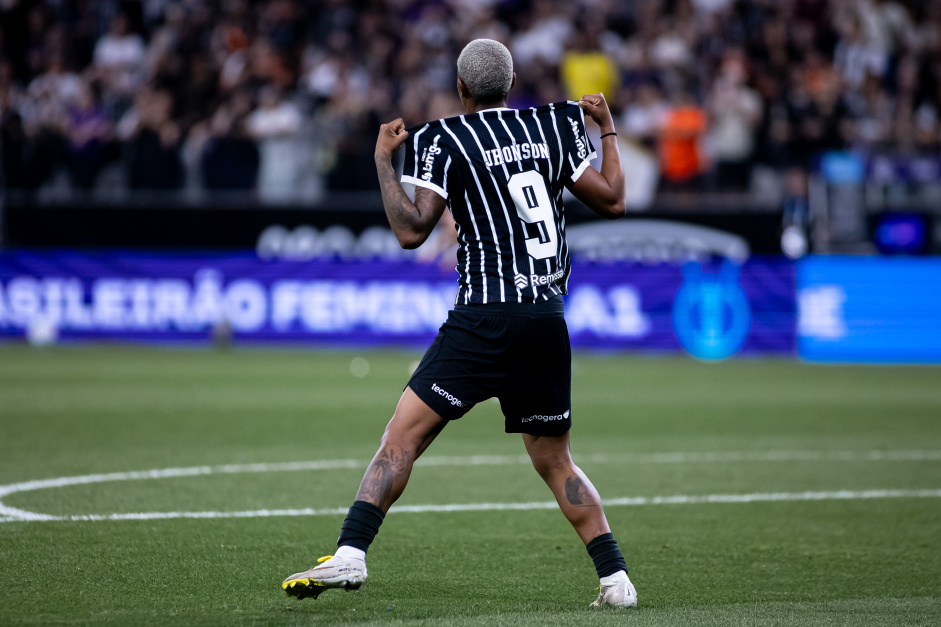 Jhonson no Corinthians iguala Gabi Zanotti na vice-artilharia de 2026