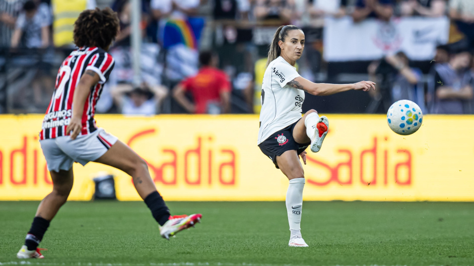 Juliete no Corinthians volta a ser titular após mais de 40 dias