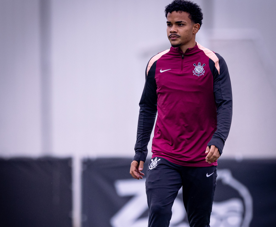 Kaio César no Corinthians: atacante projeta decisão na Libertadores