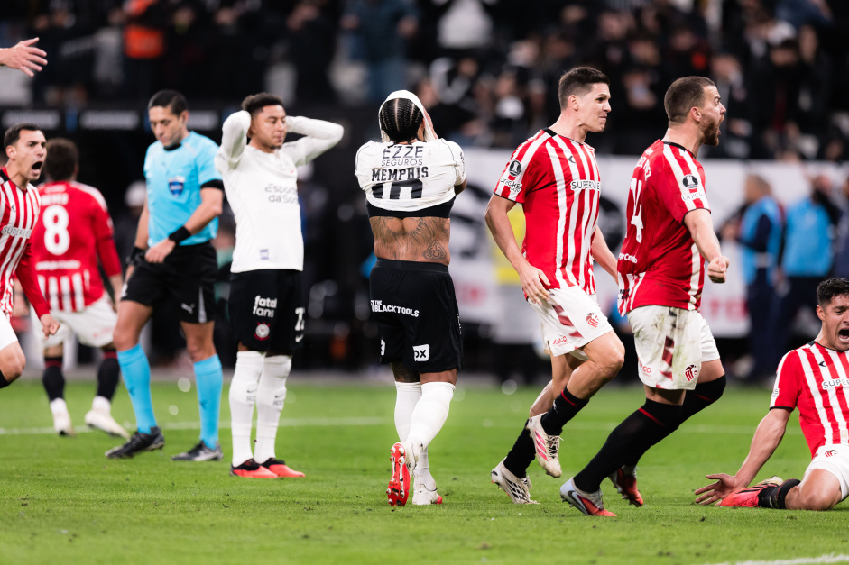 Últimas do Corinthians: queda na Libertadores, salários pagos e nova loja Nike