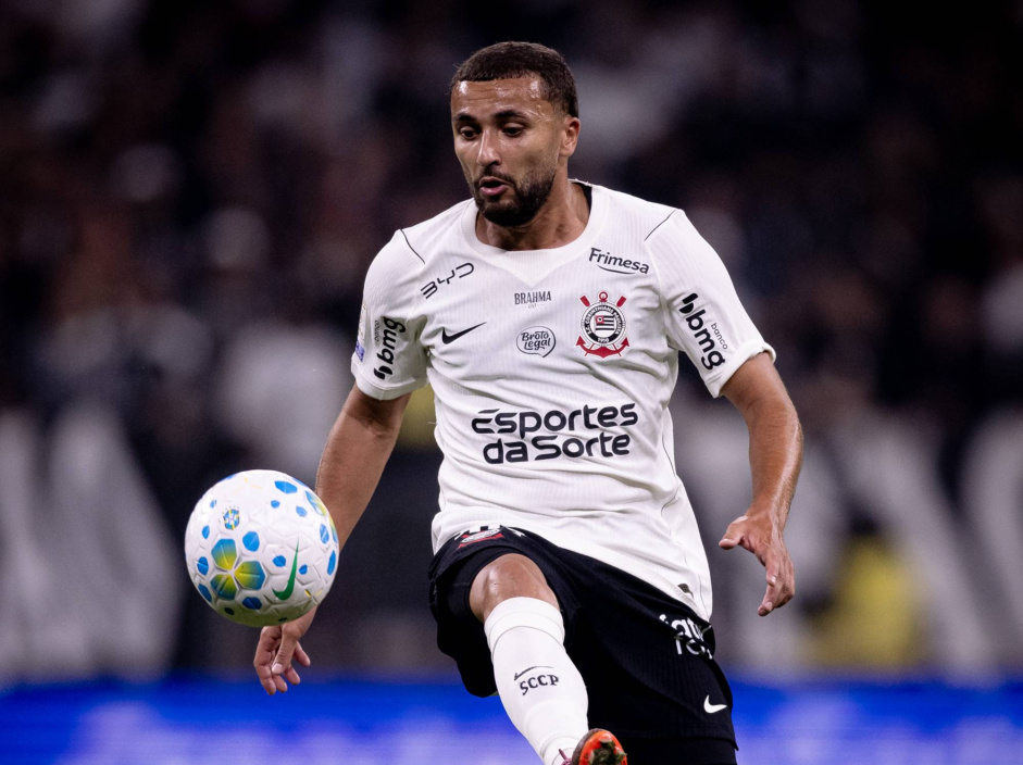 Zakaria Labyad no Corinthians: contrato é renovado até 2027